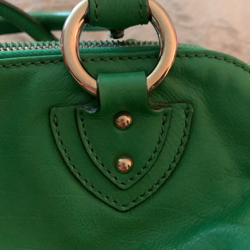 Vintage Marc Jacob’s Kelly green leather satchel. Size ~14x9 - Picture 13 of 13